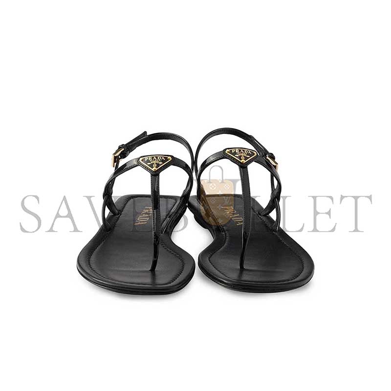 Pra*a patent leather thong sandals